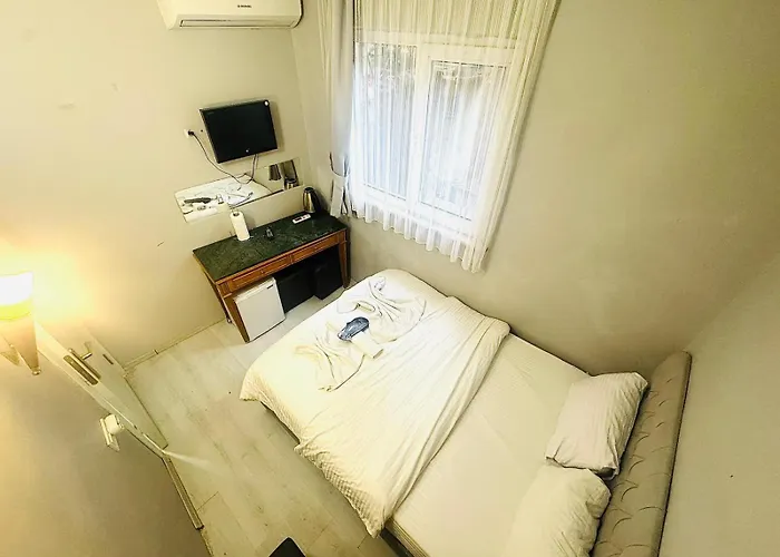 Taksim Pera Centre House Hotel *