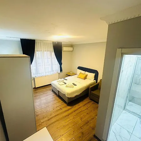 Taksim Pera Centre House Hotel