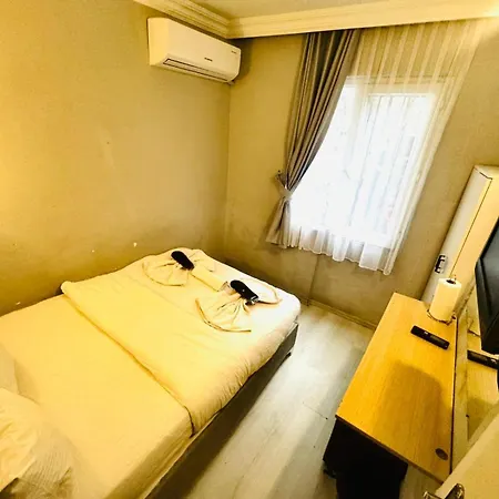 Taksim Pera Centre House ホテル *