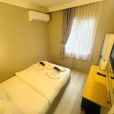 Taksim Pera Centre House ホテル *