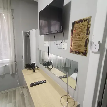 Taksim Pera Centre House *