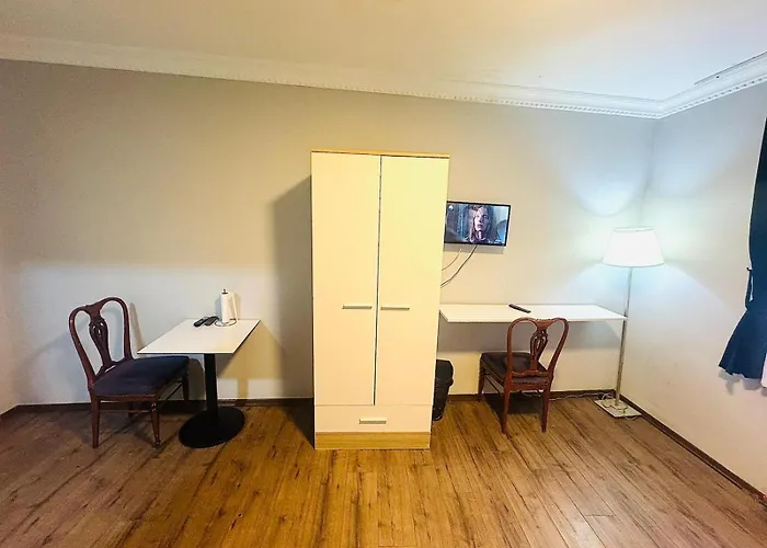 Taksim Pera Centre House ホテル *